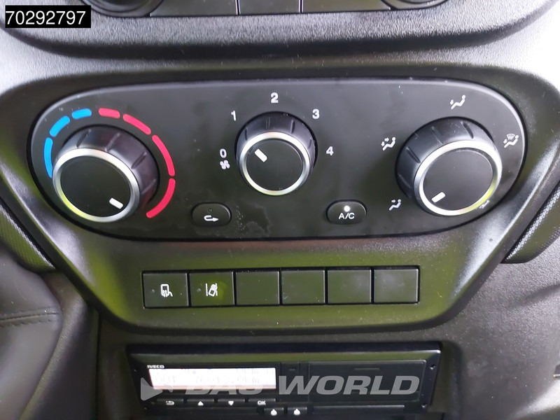 Тентований фургон Iveco Daily 3.0L Automaat Laadklep 180PK Schuifzeilen Zeilen Airco Cruise D'Hollandia Euro6 Schuifzeil Koffer Gesloten laadbak Airco Cruise: фото 14 Тентований фургон Iveco Daily 3.0L Automaat Laadklep 180PK Schuifzeilen Zeilen Airco Cruise D'Hollandia Euro6 Schuifzeil Koffer Gesloten laadbak Airco Cruise: фото 14