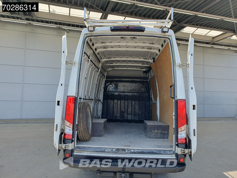 Iveco Daily 35C14 Automaat Dubbellucht L2H2 3,5t Trekhaak Airco Cruise Camera Imperiaal Euro6 L2 12m3 Airco Trekhaak Cruise control - Суцільнометалевий фургон: фото 3 Iveco Daily 35C14 Automaat Dubbellucht L2H2 3,5t Trekhaak Airco Cruise Camera Imperiaal Euro6 L2 12m3 Airco Trekhaak Cruise control - Суцільнометалевий фургон: фото 3