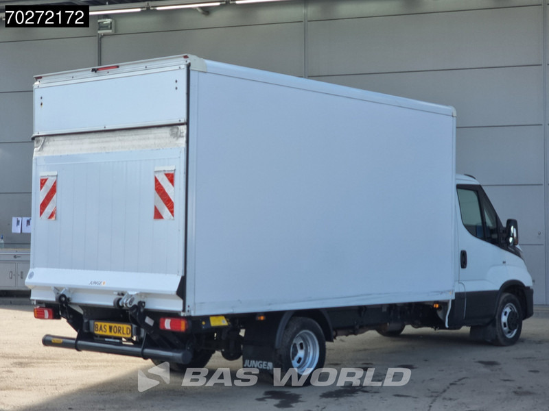 Iveco Daily 35C16 Automaat Laadklep Bakwagen Airco Camera Dubbellucht Meubelbak Koffer 17m3 Airco - Фургон з закритим кузовом: фото 5 Iveco Daily 35C16 Automaat Laadklep Bakwagen Airco Camera Dubbellucht Meubelbak Koffer 17m3 Airco - Фургон з закритим кузовом: фото 5