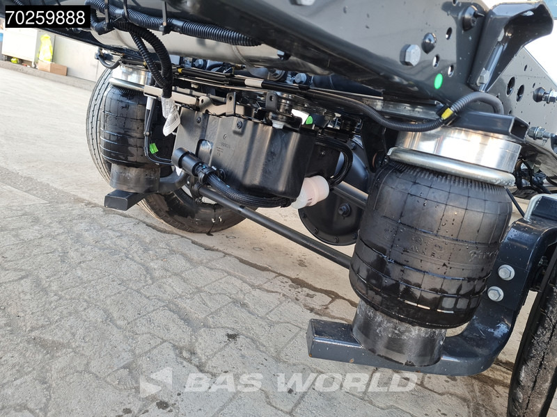 Iveco Daily 35C18 Automaat Luchtvering Zijdeur Laadklep Bakwagen Navi LED Koffer Gesloten laadbak Bakwagen 22m3 Airco Cruise control - Фургон з закритим кузовом: фото 5 Iveco Daily 35C18 Automaat Luchtvering Zijdeur Laadklep Bakwagen Navi LED Koffer Gesloten laadbak Bakwagen 22m3 Airco Cruise control - Фургон з закритим кузовом: фото 5