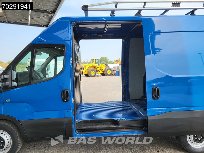 Iveco Daily 35S14 Automaat 2x Schuifdeur L2H2 3,5t Trekhaak Airco Imperiaal Camera Euro6 L2 12m3 Airco Trekhaak - Суцільнометалевий фургон: фото 3 Iveco Daily 35S14 Automaat 2x Schuifdeur L2H2 3,5t Trekhaak Airco Imperiaal Camera Euro6 L2 12m3 Airco Trekhaak - Суцільнометалевий фургон: фото 3