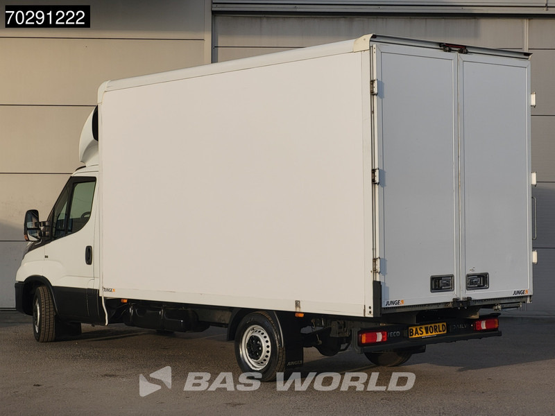 Iveco Daily 35S16 Automaat Bakwagen Achterdeuren 160PK Airco Camera Euro6 Meubelbak Koffer 21m3 Airco - Фургон з закритим кузовом: фото 2 Iveco Daily 35S16 Automaat Bakwagen Achterdeuren 160PK Airco Camera Euro6 Meubelbak Koffer 21m3 Airco - Фургон з закритим кузовом: фото 2