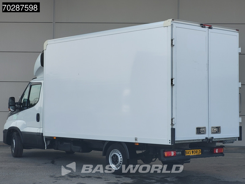 Iveco Daily 35S16 Automaat Bakwagen Achterdeuren 160PK Airco Camera Euro6 Meubelbak Koffer 21m3 Airco - Фургон з закритим кузовом: фото 2 Iveco Daily 35S16 Automaat Bakwagen Achterdeuren 160PK Airco Camera Euro6 Meubelbak Koffer 21m3 Airco - Фургон з закритим кузовом: фото 2