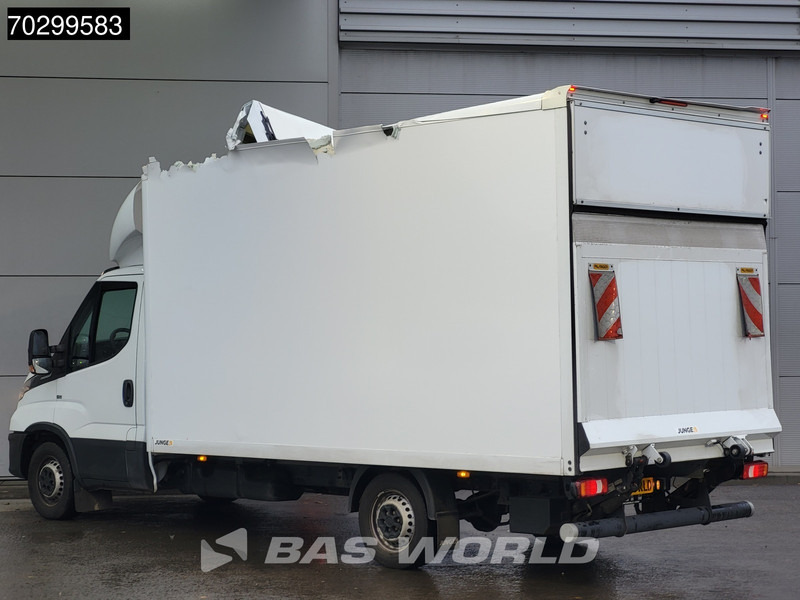 Iveco Daily 35S16 Laadklep Automaat SCHADE Bakwagen 160PK Airco Camera Euro6 Meubelbak Koffer Airco - Фургон з закритим кузовом: фото 2 Iveco Daily 35S16 Laadklep Automaat SCHADE Bakwagen 160PK Airco Camera Euro6 Meubelbak Koffer Airco - Фургон з закритим кузовом: фото 2