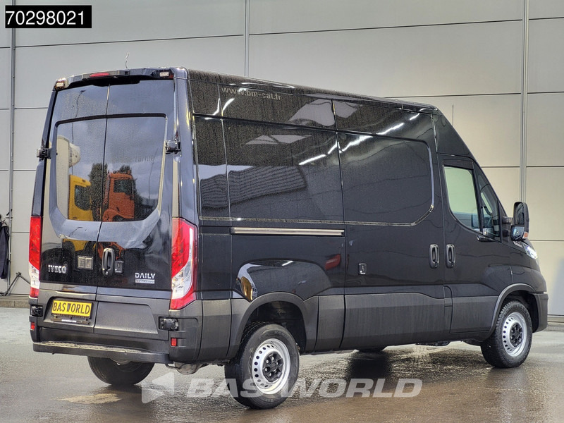 Iveco Daily 35S18 3.0L Automaat L2H2 3,5t Trekgewicht 180PK LED ACC Navi Airco Euro6 L2 Airco - Суцільнометалевий фургон: фото 5 Iveco Daily 35S18 3.0L Automaat L2H2 3,5t Trekgewicht 180PK LED ACC Navi Airco Euro6 L2 Airco - Суцільнометалевий фургон: фото 5