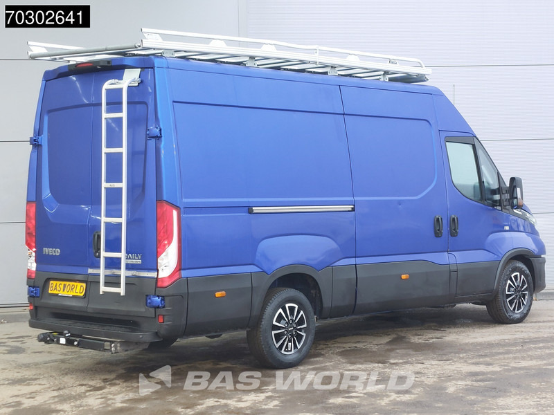 Iveco Daily 35S18 3.0L Automaat L2H2 3,5t Trekhaak 180PK Navi Airco Cruise Camera Parkeersensoren Imperiaal Velgen Euro6 L2 Airco Trekhaak C - Суцільнометалевий фургон: фото 5 Iveco Daily 35S18 3.0L Automaat L2H2 3,5t Trekhaak 180PK Navi Airco Cruise Camera Parkeersensoren Imperiaal Velgen Euro6 L2 Airco Trekhaak C - Суцільнометалевий фургон: фото 5