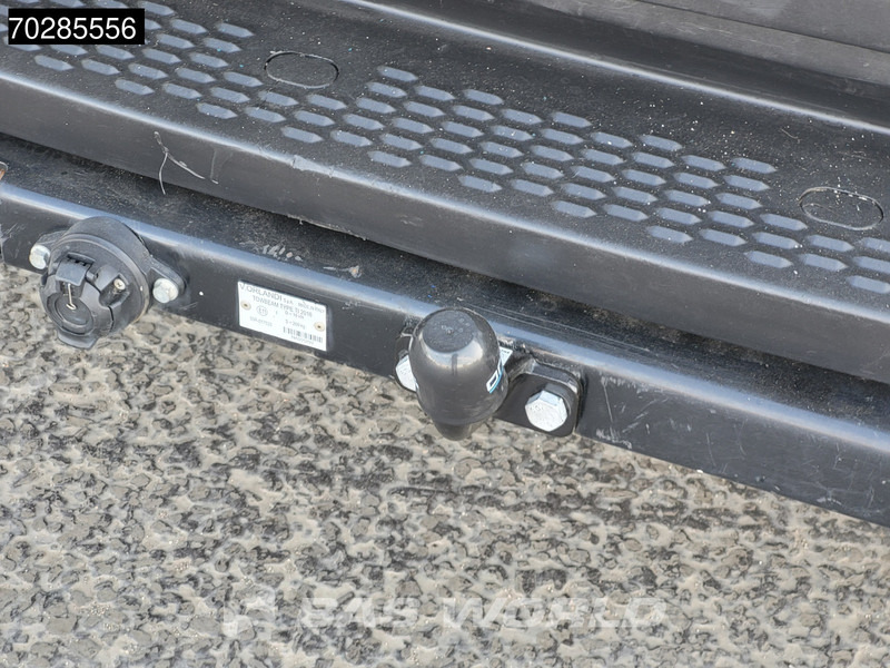 Суцільнометалевий фургон Iveco Daily 35S18 3.0L Automaat L2H2 3,5t Trekhaak LED Navi Airco Cruise Camera Euro6 L2 11m3 Airco Trekhaak Cruise control: фото 9