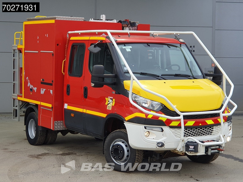 Iveco Daily 70C17 4x4 Achleitner Firetruck Brandweerwagen AWD Allrad Camper 1200liter Airco Dubbel cabine Trekhaak Cruise control - Карета швидкої допомоги: фото 3 Iveco Daily 70C17 4x4 Achleitner Firetruck Brandweerwagen AWD Allrad Camper 1200liter Airco Dubbel cabine Trekhaak Cruise control - Карета швидкої допомоги: фото 3