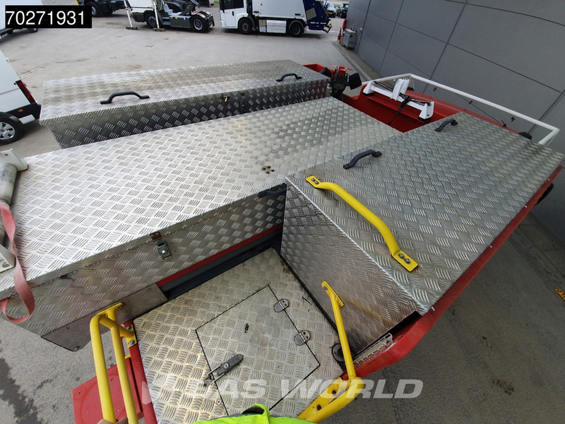 Iveco Daily 70C17 4x4 Achleitner Firetruck Brandweerwagen AWD Allrad Camper 1200liter Airco Dubbel cabine Trekhaak Cruise control в лізинг Iveco Daily 70C17 4x4 Achleitner Firetruck Brandweerwagen AWD Allrad Camper 1200liter Airco Dubbel cabine Trekhaak Cruise control: фото 15