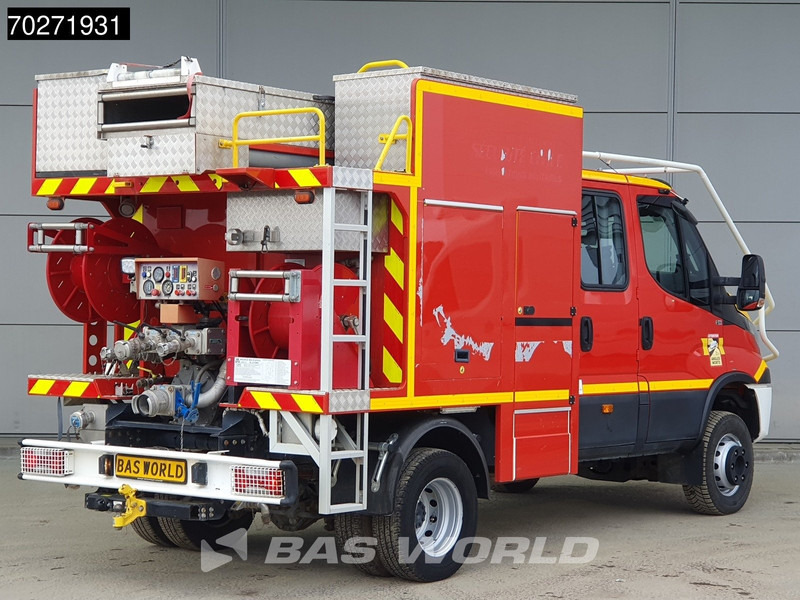 Iveco Daily 70C17 4x4 Achleitner Firetruck Brandweerwagen AWD Allrad Camper 1200liter Airco Dubbel cabine Trekhaak Cruise control - Карета швидкої допомоги: фото 5 Iveco Daily 70C17 4x4 Achleitner Firetruck Brandweerwagen AWD Allrad Camper 1200liter Airco Dubbel cabine Trekhaak Cruise control - Карета швидкої допомоги: фото 5