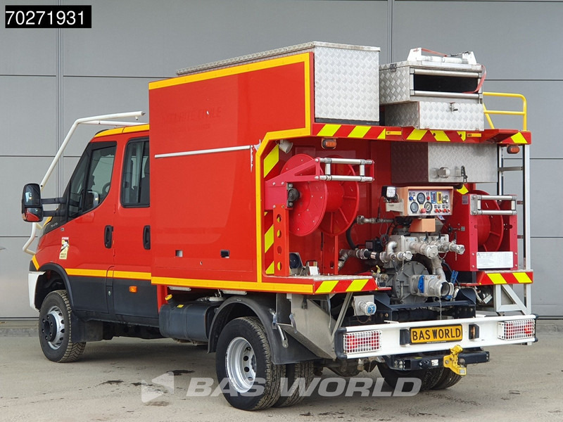 Iveco Daily 70C17 4x4 Achleitner Firetruck Brandweerwagen AWD Allrad Camper 1200liter Airco Dubbel cabine Trekhaak Cruise control - Карета швидкої допомоги: фото 2 Iveco Daily 70C17 4x4 Achleitner Firetruck Brandweerwagen AWD Allrad Camper 1200liter Airco Dubbel cabine Trekhaak Cruise control - Карета швидкої допомоги: фото 2