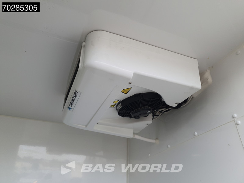 MAN TGE Koelwagen Thermo King 230V stekker Elektrisch 115km WLTP 36kWh L3H3 Automaat LED Navi Airco Cruise Camera Parkeersensoren L2H2 K - Фургон-рефрижератор, Електричний фургон: фото 5 MAN TGE Koelwagen Thermo King 230V stekker Elektrisch 115km WLTP 36kWh L3H3 Automaat LED Navi Airco Cruise Camera Parkeersensoren L2H2 K - Фургон-рефрижератор, Електричний фургон: фото 5