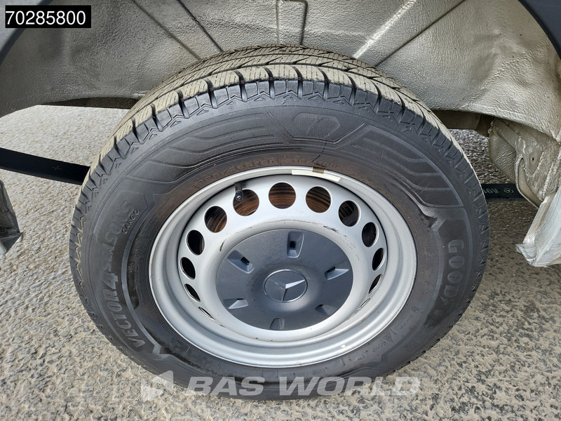 Легковий фургон Mercedes-Benz Sprinter 214 CDI Automaat L2H2 Airco Cruise Camera Parkeersensoren MBUX Euro6 L2 12m3 Airco Cruise control: фото 12