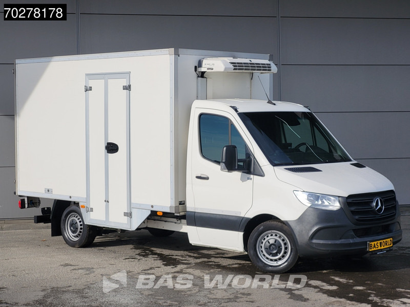 Mercedes-Benz Sprinter 314 CDI Automaat Bi Temp Koelwagen Thermo King V-300 Max Koeler Koel Vries Vriezer Kühlkasten Airco Cruise control - Фургон-рефрижератор: фото 3 Mercedes-Benz Sprinter 314 CDI Automaat Bi Temp Koelwagen Thermo King V-300 Max Koeler Koel Vries Vriezer Kühlkasten Airco Cruise control - Фургон-рефрижератор: фото 3