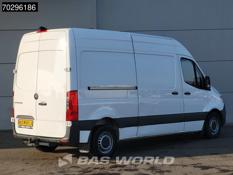 Mercedes-Benz Sprinter 314 CDI Automaat L2H2 Trekhaak Airco Cruise Camera Parkeersensoren MBUX CarPlay Standkachel Euro6 L2 Airco Trekhaak - Суцільнометалевий фургон: фото 5 Mercedes-Benz Sprinter 314 CDI Automaat L2H2 Trekhaak Airco Cruise Camera Parkeersensoren MBUX CarPlay Standkachel Euro6 L2 Airco Trekhaak - Суцільнометалевий фургон: фото 5