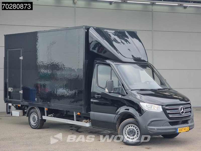 Mercedes-Benz Sprinter 314 CDI Laadklep Automaat Zijdeur Bakwagen Airco Cruise Carplay MBUX Meubelbak Koffer 21m3 Airco Cruise control - Фургон з закритим кузовом: фото 5 Mercedes-Benz Sprinter 314 CDI Laadklep Automaat Zijdeur Bakwagen Airco Cruise Carplay MBUX Meubelbak Koffer 21m3 Airco Cruise control - Фургон з закритим кузовом: фото 5