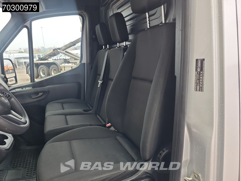 Легковий фургон Mercedes-Benz Sprinter 315 CDI Automaat L2H2 150PK Airco Camera Parkeersensoren MBUX CarPlay Euro6 L2 Airco: фото 12 Легковий фургон Mercedes-Benz Sprinter 315 CDI Automaat L2H2 150PK Airco Camera Parkeersensoren MBUX CarPlay Euro6 L2 Airco: фото 12