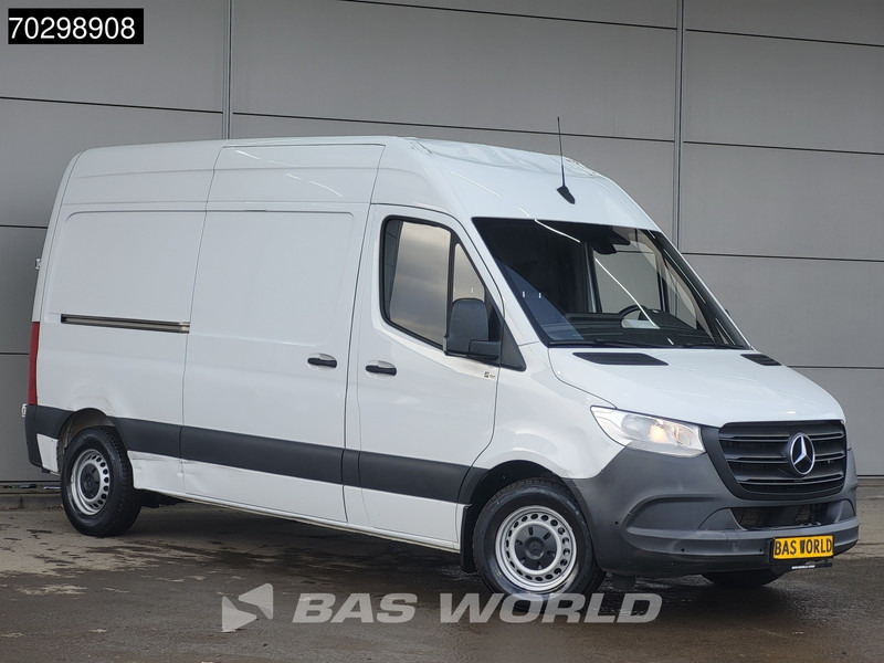 Mercedes-Benz Sprinter 315 CDI Automaat L2H2 150PK Trekhaak ACC Airco Camera Parkeersensoren v+a MBUX CarPlay Euro6 L2 Airco Trekhaak - Суцільнометалевий фургон: фото 3 Mercedes-Benz Sprinter 315 CDI Automaat L2H2 150PK Trekhaak ACC Airco Camera Parkeersensoren v+a MBUX CarPlay Euro6 L2 Airco Trekhaak - Суцільнометалевий фургон: фото 3