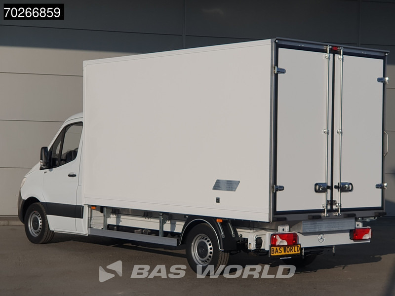Mercedes-Benz Sprinter 315 CDI Koelwagen Achterdeuren Thermo King C-250 Airco Carplay MBUX Koel Koeler Kühl Kühler Kühlwagen Kühlkoffer 17m3 Airco - Фургон-рефрижератор: фото 2 Mercedes-Benz Sprinter 315 CDI Koelwagen Achterdeuren Thermo King C-250 Airco Carplay MBUX Koel Koeler Kühl Kühler Kühlwagen Kühlkoffer 17m3 Airco - Фургон-рефрижератор: фото 2