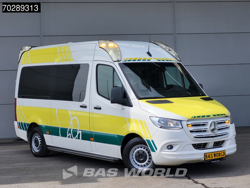 Mercedes-Benz Sprinter 316 CDI Ambulance Brancard Automaat Ziekenwagen Airco Cruise Camera Parkeersensoren Standkachel Euro6 Rettungswagen Krankenwagen - Карета швидкої допомоги: фото 3 Mercedes-Benz Sprinter 316 CDI Ambulance Brancard Automaat Ziekenwagen Airco Cruise Camera Parkeersensoren Standkachel Euro6 Rettungswagen Krankenwagen - Карета швидкої допомоги: фото 3