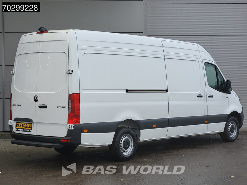 Mercedes-Benz Sprinter 317 CDI Automaat 2025 Model 170PK L3H2 Airco Cruise Camera Parkeersensoren v+a 10inch MBUX CarPlay Euro6 L3 Airco Cruise control - Суцільнометалевий фургон: фото 5 Mercedes-Benz Sprinter 317 CDI Automaat 2025 Model 170PK L3H2 Airco Cruise Camera Parkeersensoren v+a 10inch MBUX CarPlay Euro6 L3 Airco Cruise control - Суцільнометалевий фургон: фото 5