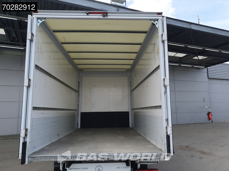 Mercedes-Benz Sprinter 317 CDI Automaat Bakwagen Achterdeuren Airco Camera Euro6 Meubelbak Koffer 21m3 Airco - Фургон з закритим кузовом: фото 3 Mercedes-Benz Sprinter 317 CDI Automaat Bakwagen Achterdeuren Airco Camera Euro6 Meubelbak Koffer 21m3 Airco - Фургон з закритим кузовом: фото 3