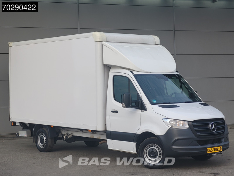 Mercedes-Benz Sprinter 317 CDI Automaat Bakwagen Laadklep Airco Camera Euro6 Meubelbak Koffer 21m3 Airco - Фургон з закритим кузовом: фото 5 Mercedes-Benz Sprinter 317 CDI Automaat Bakwagen Laadklep Airco Camera Euro6 Meubelbak Koffer 21m3 Airco - Фургон з закритим кузовом: фото 5
