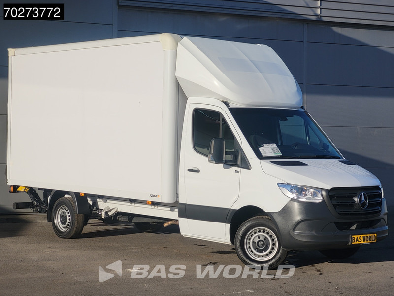 Mercedes-Benz Sprinter 317 CDI Automaat Bakwagen Laadklep Camera Airco Koffer Meubelbak 20m3 Airco - Фургон з закритим кузовом: фото 2 Mercedes-Benz Sprinter 317 CDI Automaat Bakwagen Laadklep Camera Airco Koffer Meubelbak 20m3 Airco - Фургон з закритим кузовом: фото 2