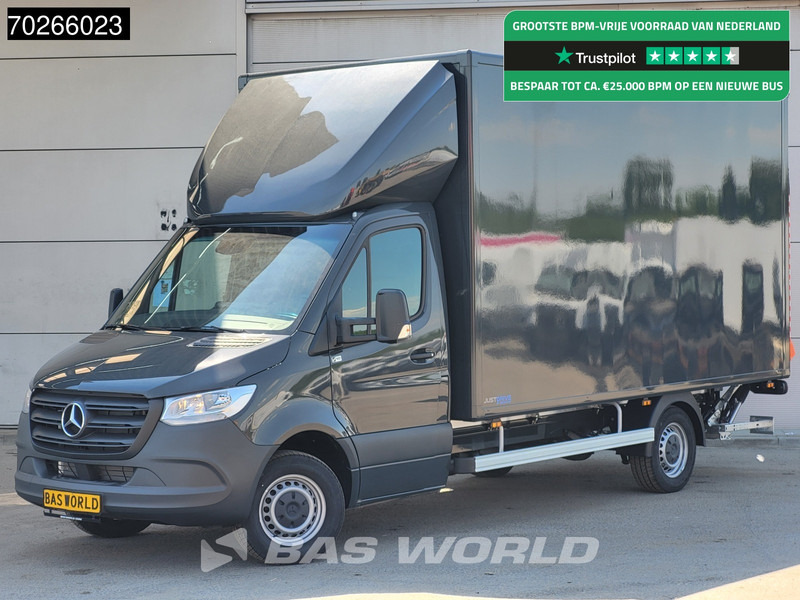Mercedes-Benz Sprinter 317 CDI Automaat Bakwagen Laadklep Lat om Lat Navi Airco Cruise Meubelbak Koffer 22m3 Airco Cruise control - Фургон з закритим кузовом: фото 1 Mercedes-Benz Sprinter 317 CDI Automaat Bakwagen Laadklep Lat om Lat Navi Airco Cruise Meubelbak Koffer 22m3 Airco Cruise control - Фургон з закритим кузовом: фото 1