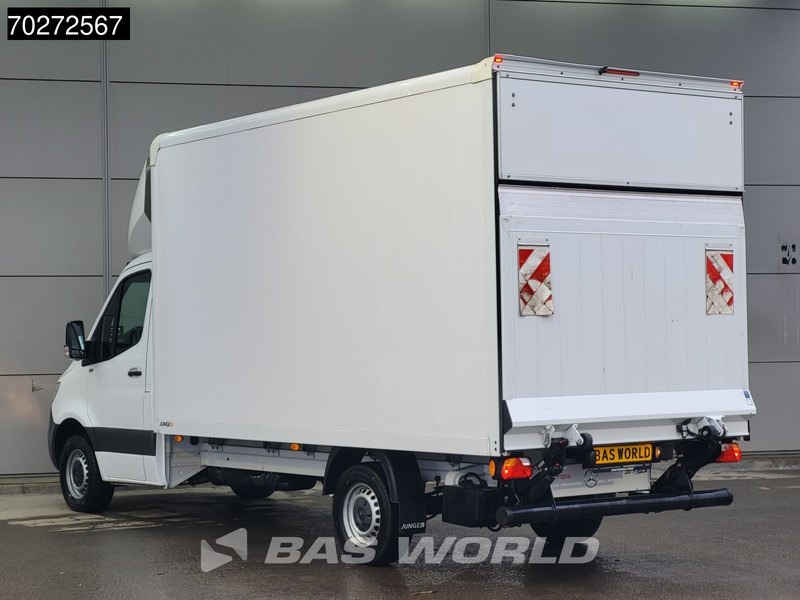 Mercedes-Benz Sprinter 317 CDI Bakwagen Automaat Laadklep Camera Meubelbak Koffer LBW 20m3 Airco - Фургон з закритим кузовом: фото 2 Mercedes-Benz Sprinter 317 CDI Bakwagen Automaat Laadklep Camera Meubelbak Koffer LBW 20m3 Airco - Фургон з закритим кузовом: фото 2