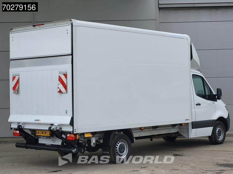 Mercedes-Benz Sprinter 317 CDI Bakwagen Automaat Laadklep Camera Meubelbak Koffer LBW 21m3 Airco - Фургон з закритим кузовом: фото 5 Mercedes-Benz Sprinter 317 CDI Bakwagen Automaat Laadklep Camera Meubelbak Koffer LBW 21m3 Airco - Фургон з закритим кузовом: фото 5