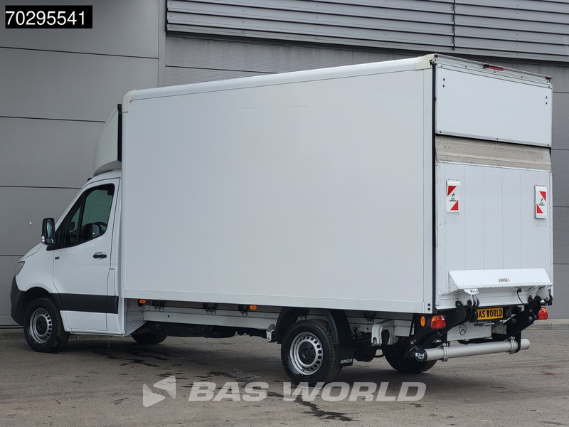 Mercedes-Benz Sprinter 317 CDI Laadklep Automaat Bakwagen 170PK Airco Camera Euro6 Meubelbak Koffer 21m3 Airco - Фургон з закритим кузовом: фото 2 Mercedes-Benz Sprinter 317 CDI Laadklep Automaat Bakwagen 170PK Airco Camera Euro6 Meubelbak Koffer 21m3 Airco - Фургон з закритим кузовом: фото 2