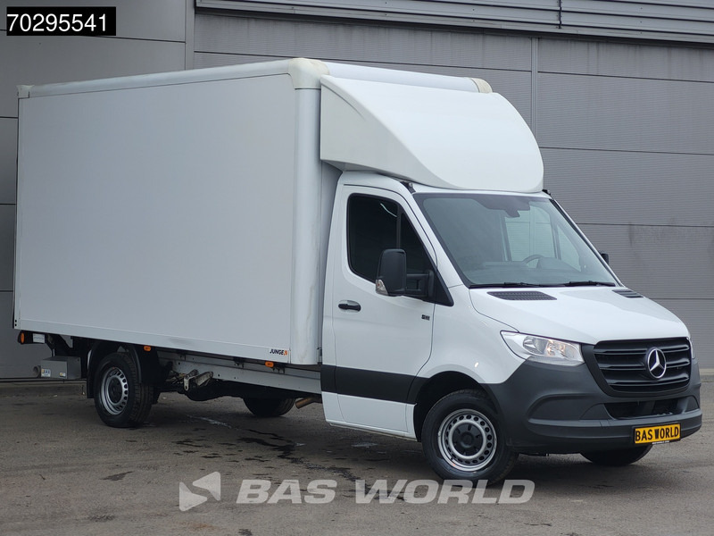 Mercedes-Benz Sprinter 317 CDI Laadklep Automaat Bakwagen 170PK Airco Camera Euro6 Meubelbak Koffer 21m3 Airco - Фургон з закритим кузовом: фото 5 Mercedes-Benz Sprinter 317 CDI Laadklep Automaat Bakwagen 170PK Airco Camera Euro6 Meubelbak Koffer 21m3 Airco - Фургон з закритим кузовом: фото 5