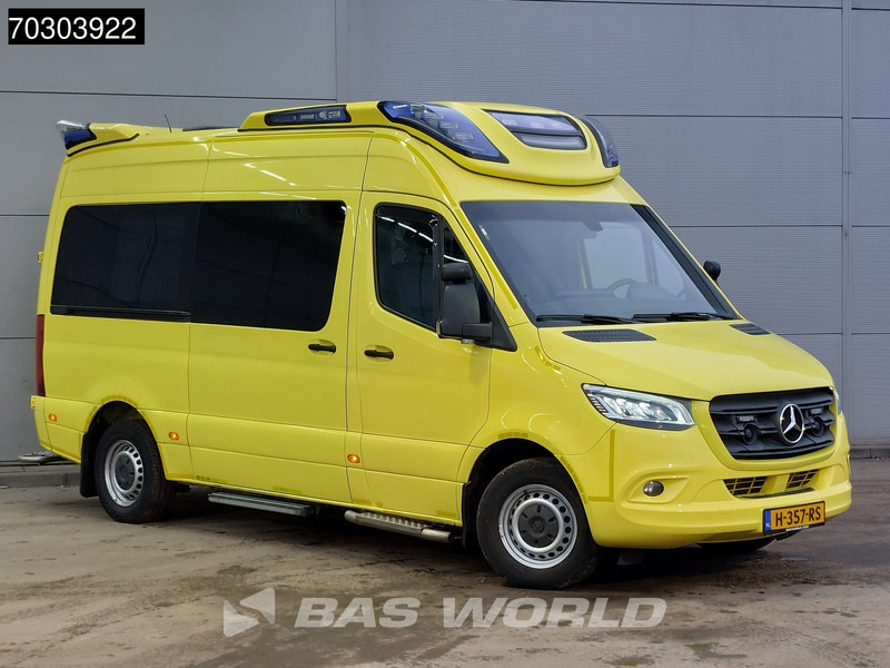 Mercedes-Benz Sprinter 319 CDI 3.0L V6 Ambulance 190PK L2H2 LED Airco Cruise Camera MBUX CarPlay Euro6 Krankenwagen Rettungswagen L2 8m3 Airco Cruise c - Карета швидкої допомоги: фото 5 Mercedes-Benz Sprinter 319 CDI 3.0L V6 Ambulance 190PK L2H2 LED Airco Cruise Camera MBUX CarPlay Euro6 Krankenwagen Rettungswagen L2 8m3 Airco Cruise c - Карета швидкої допомоги: фото 5