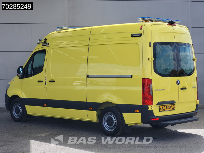 Mercedes-Benz Sprinter 319 CDI Automaat Nieuw! Complete Ambulance Ziekenwagen Rettungswagen Krankenwagen 11m3 Airco Cruise control - Карета швидкої допомоги: фото 2 Mercedes-Benz Sprinter 319 CDI Automaat Nieuw! Complete Ambulance Ziekenwagen Rettungswagen Krankenwagen 11m3 Airco Cruise control - Карета швидкої допомоги: фото 2