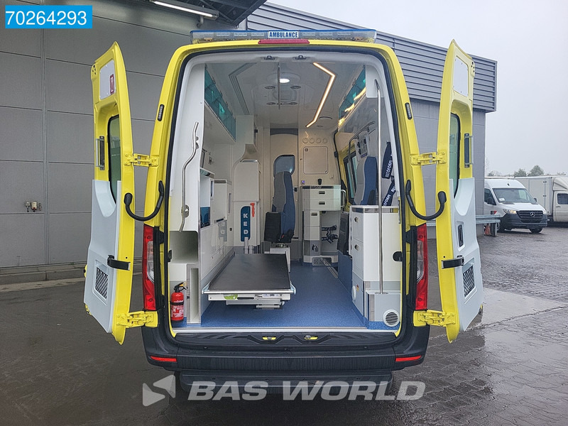 Mercedes-Benz Sprinter 319 CDI Automaat Nieuw! Complete Ambulance Ziekenwagen Rettungswagen Krankenwagen Airco - Карета швидкої допомоги: фото 3 Mercedes-Benz Sprinter 319 CDI Automaat Nieuw! Complete Ambulance Ziekenwagen Rettungswagen Krankenwagen Airco - Карета швидкої допомоги: фото 3
