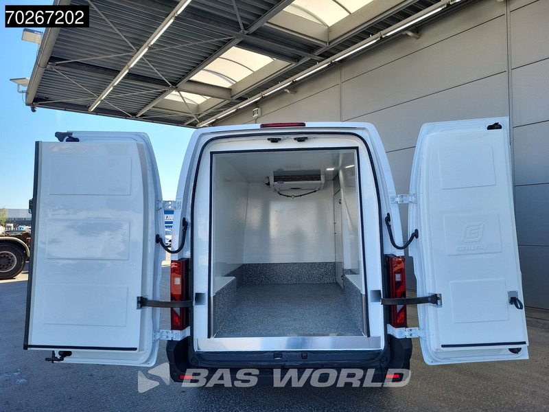 Renault Master 150PK Koelwagen Vriezer -18 Carrier Xarios 200 230V stekker LED Camera Parkeersensoren Airco Cruise Vries Koeler Kühlwagen Kühler Frig - Фургон-рефрижератор: фото 3 Renault Master 150PK Koelwagen Vriezer -18 Carrier Xarios 200 230V stekker LED Camera Parkeersensoren Airco Cruise Vries Koeler Kühlwagen Kühler Frig - Фургон-рефрижератор: фото 3