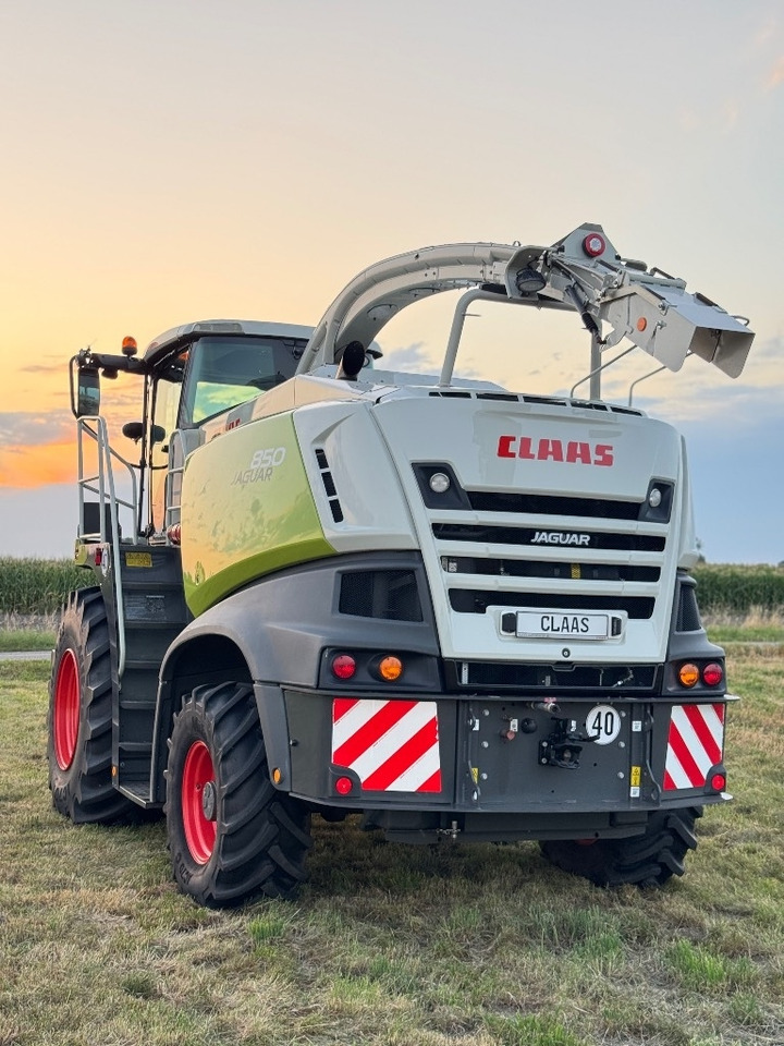 Claas Jaguar 850 Allrad + Kemper 360 PLUS - Кормозбиральний комбайн: фото 5 Claas Jaguar 850 Allrad + Kemper 360 PLUS - Кормозбиральний комбайн: фото 5