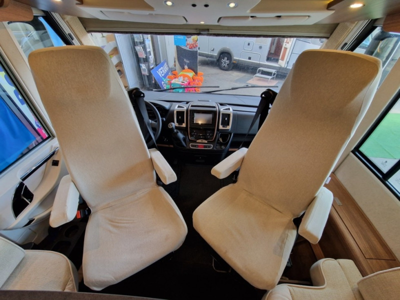 Carthago C-Tourer I 143 - Інтегрований автобудинок: фото 5 Carthago C-Tourer I 143 - Інтегрований автобудинок: фото 5