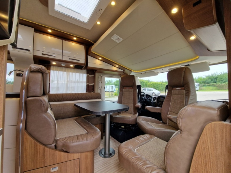 Carthago C-Tourer I 144 QB - Інтегрований автобудинок: фото 4 Carthago C-Tourer I 144 QB - Інтегрований автобудинок: фото 4