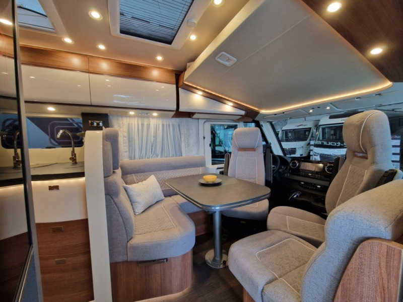 Carthago Carthago C2 Tourer I Mercedes 145 RB-LE - Інтегрований автобудинок: фото 4 Carthago Carthago C2 Tourer I Mercedes 145 RB-LE - Інтегрований автобудинок: фото 4