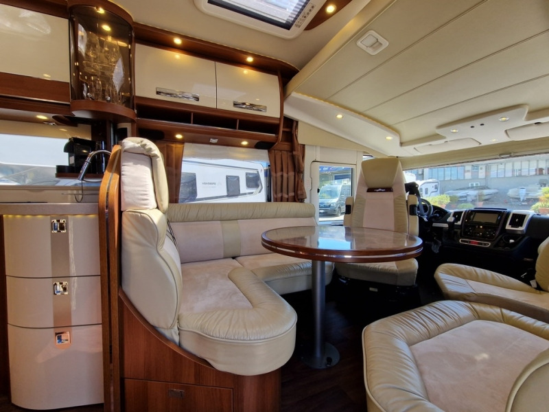 Carthago E-Line 51 QB - Інтегрований автобудинок: фото 4 Carthago E-Line 51 QB - Інтегрований автобудинок: фото 4