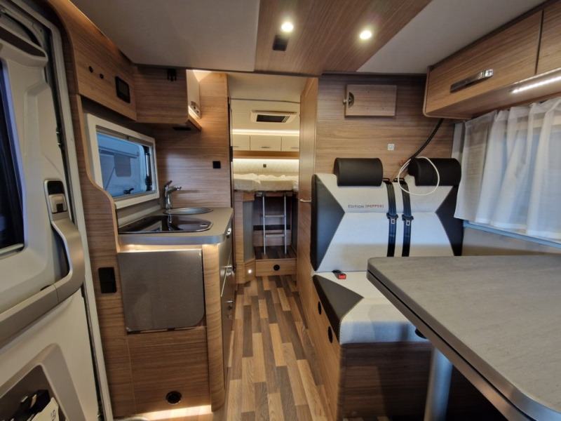 Новий Інтегрований автобудинок Weinsberg CaraCompact Suite MB 640 MEG: фото 7 Новий Інтегрований автобудинок Weinsberg CaraCompact Suite MB 640 MEG: фото 7