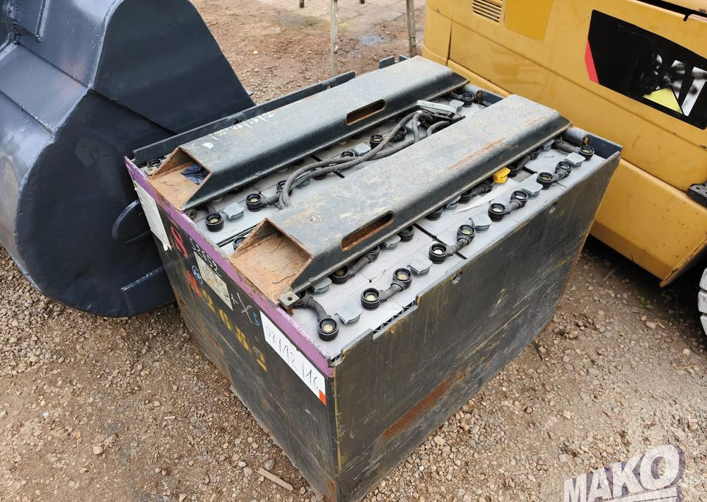 Caterpillar EP35K-PAC - Електронавантажувач: фото 5 Caterpillar EP35K-PAC - Електронавантажувач: фото 5