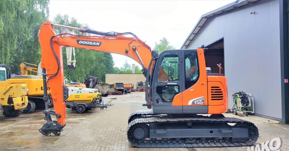Doosan DX140LCR-5 - Гусеничний екскаватор: фото 1 Doosan DX140LCR-5 - Гусеничний екскаватор: фото 1