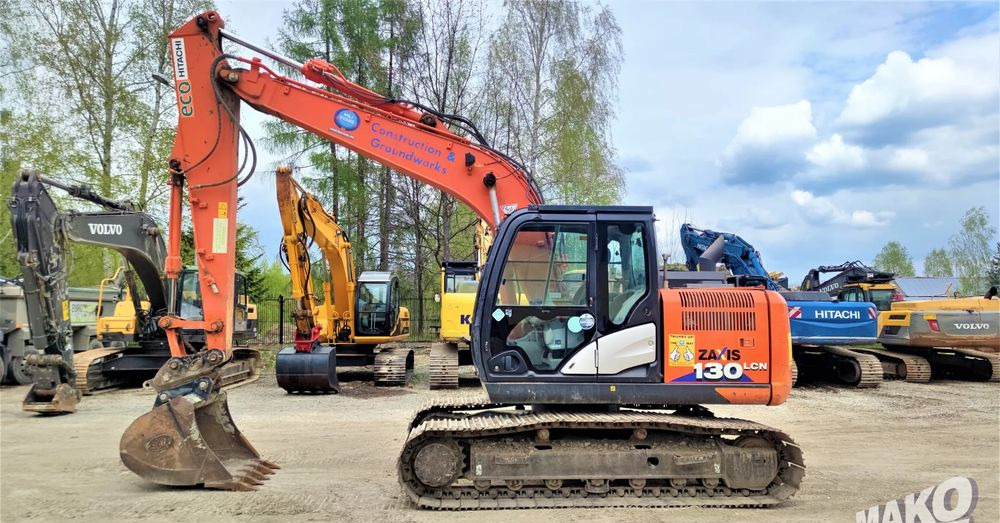 Hitachi ZX130 LCN-6 - Гусеничний екскаватор: фото 1 Hitachi ZX130 LCN-6 - Гусеничний екскаватор: фото 1