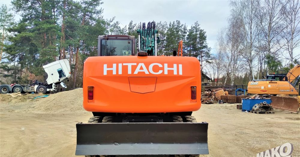 Hitachi ZX140W-3 - Колісний екскаватор: фото 3 Hitachi ZX140W-3 - Колісний екскаватор: фото 3