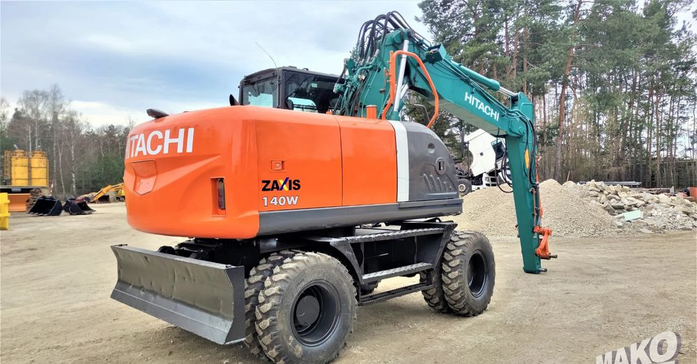 Hitachi ZX140W-3 - Колісний екскаватор: фото 4 Hitachi ZX140W-3 - Колісний екскаватор: фото 4