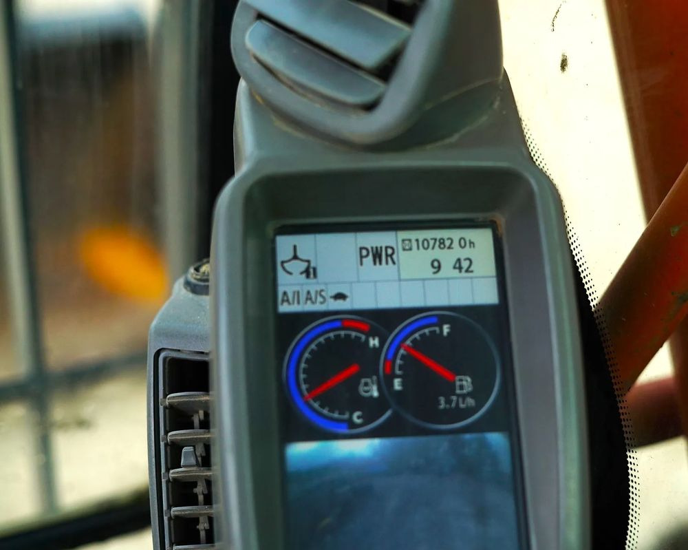 Гусеничний екскаватор Hitachi ZX290LCN-5B: фото 8