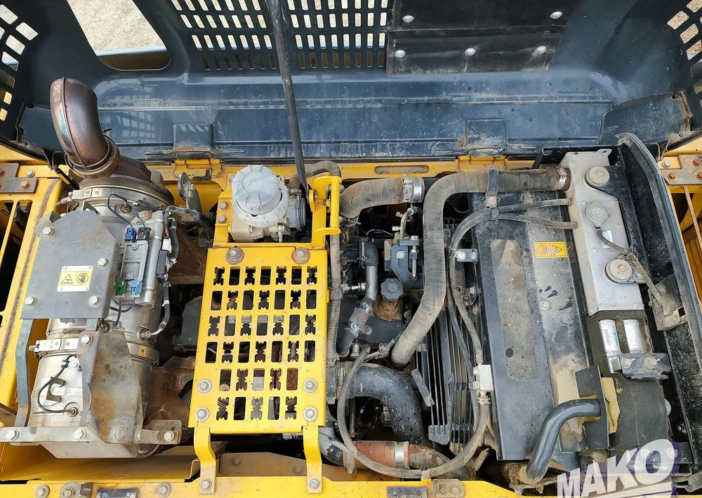 Гусеничний екскаватор Komatsu PC210 LC-10: фото 16 Гусеничний екскаватор Komatsu PC210 LC-10: фото 16